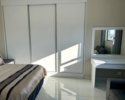 Elements_4x5Resize-237