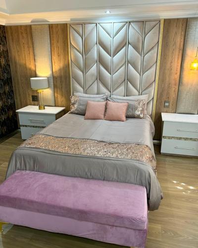 Elements_4x5Resize-248